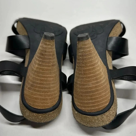 Kork-Ease Strappy Heeled Platform Sandals T-Strap Black Leather Size 36 6 - Picture 9 of 11